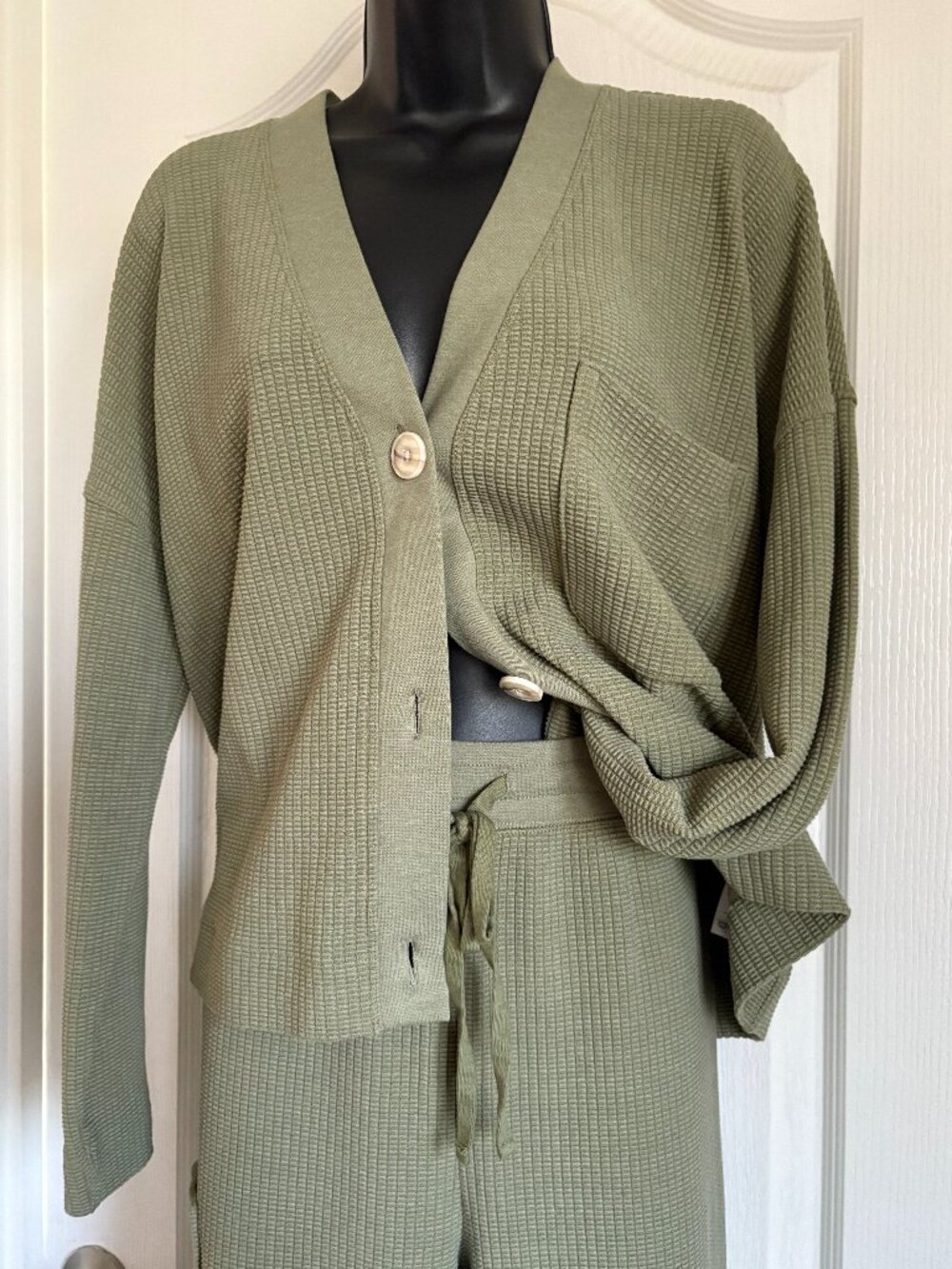 Lilla P Waffle Knit 2 pce Cardi & Jogger set - Like NEW